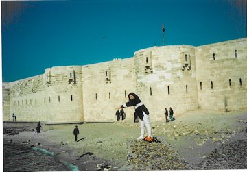 一人旅の終わりはアレキサンドリア。地中海の海の碧さというか空の蒼さ・撮影/レヒナさん