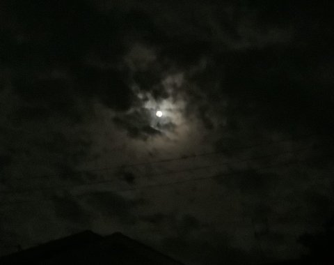 23時過ぎの月